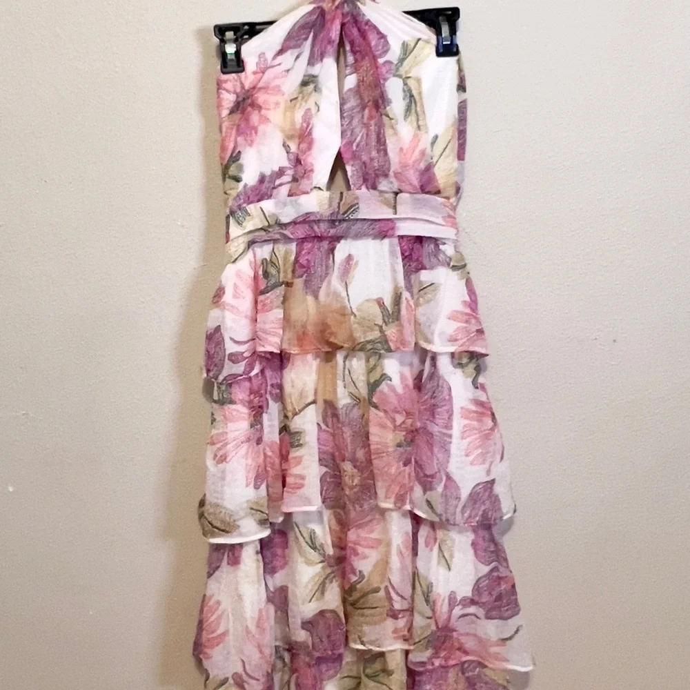 Speechless Pink Floral Tiered Formal Dress. Lined.  Size 4 - Picture 2 of 5